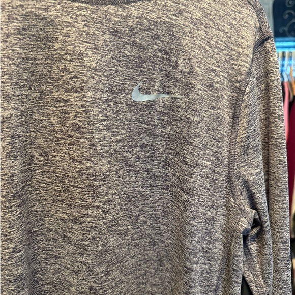 Men’s Nike Dri-FIT Element Running Top | Size Small | Heathered Gray - Picture 2 of 7
